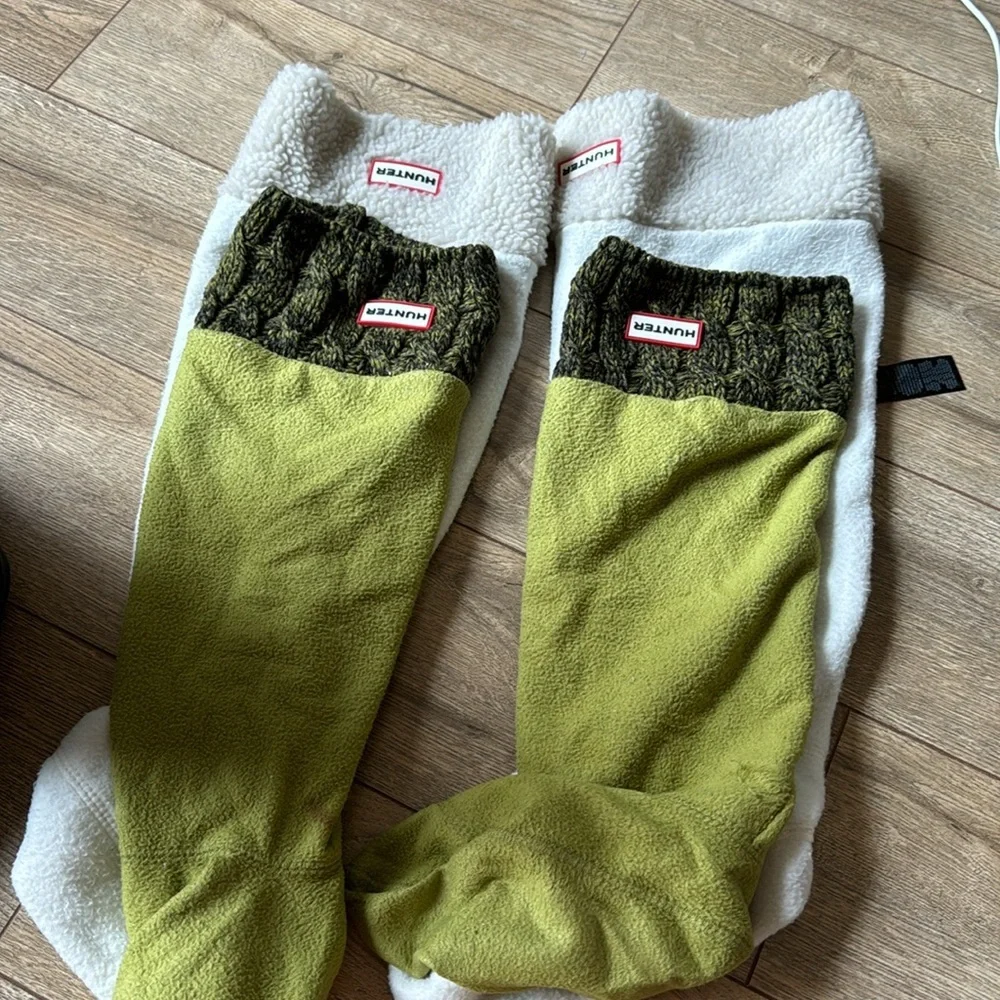 hunter boots with socks